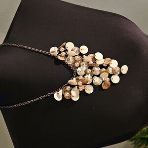 Cookie Lee short shell necklace